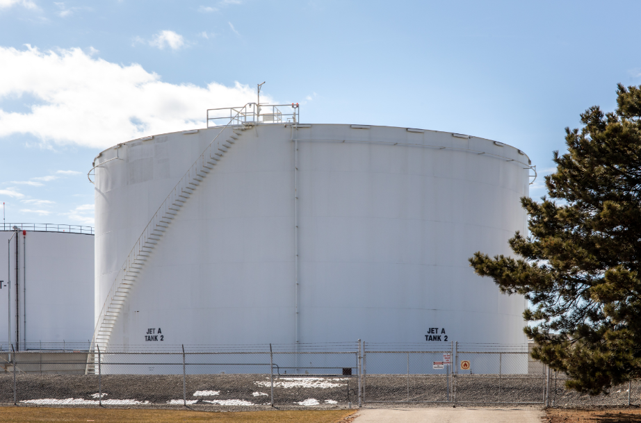 industrial oil tanks