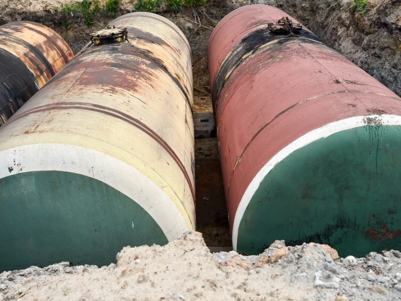 Fiberglass Underground Fuel Storage Tanks: A Guide for the Users