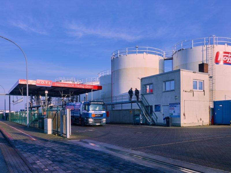 Above Ground Storage Tank Grounding Requirements: A Brief Study
