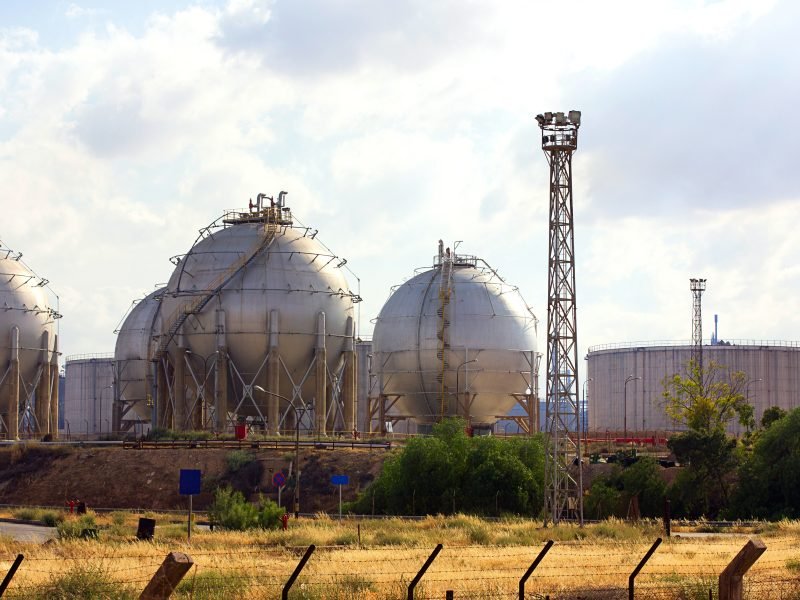 5 Key Points That You Must Know Before Chemical Storage Tank Installation