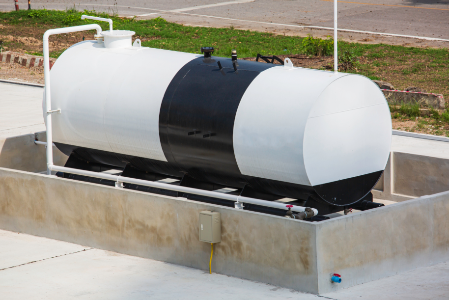 fiberglass water storage tank