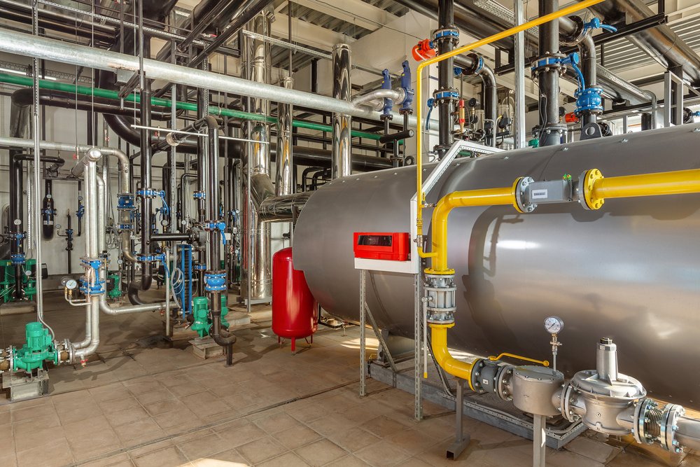 Industrial hot water storage tanks