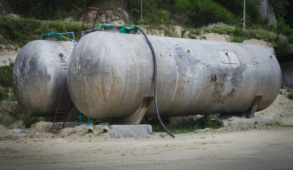 waste oil storage tanks